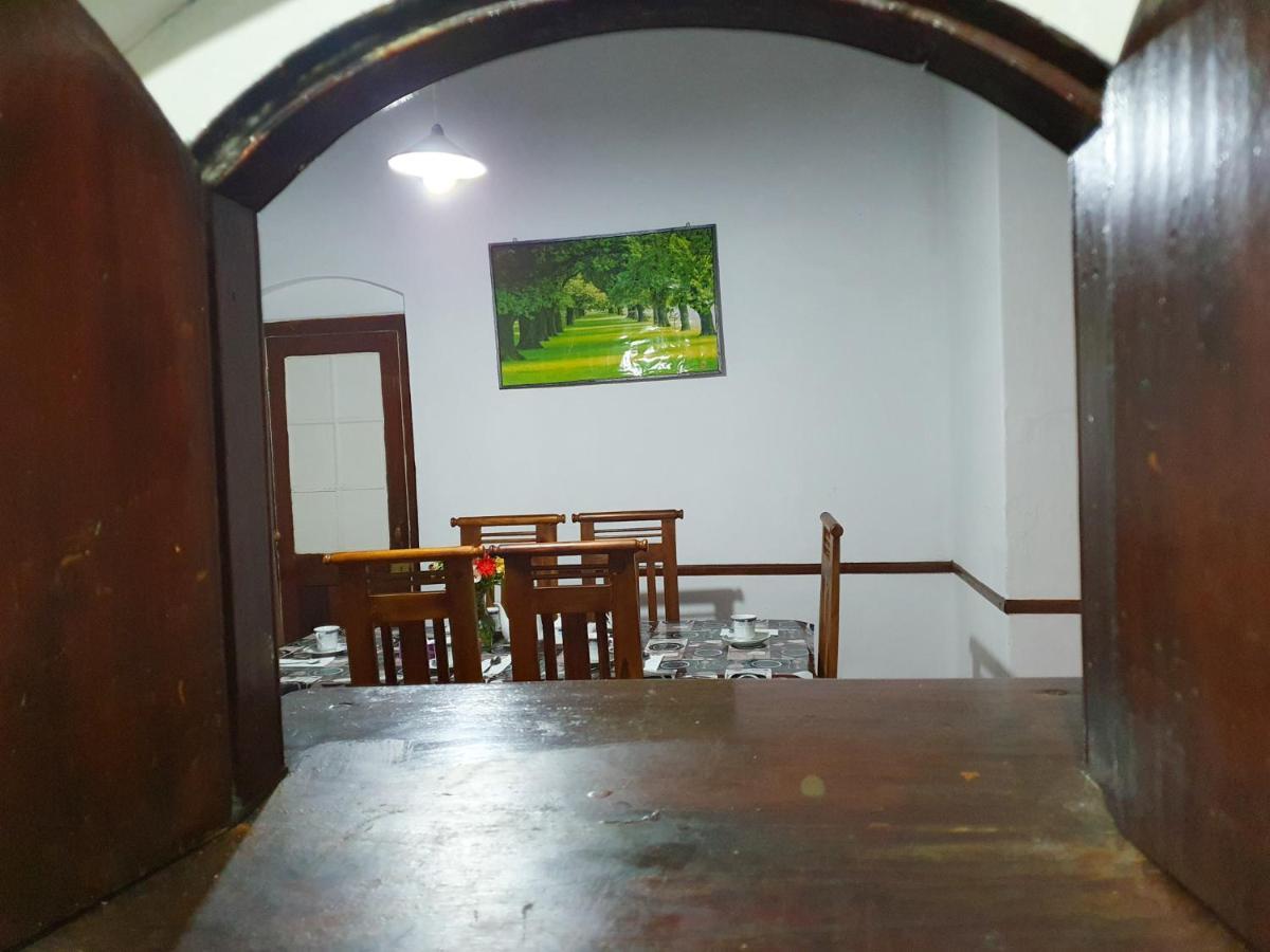 Ruchi House Hotel Nuwara Eliya Kültér fotó