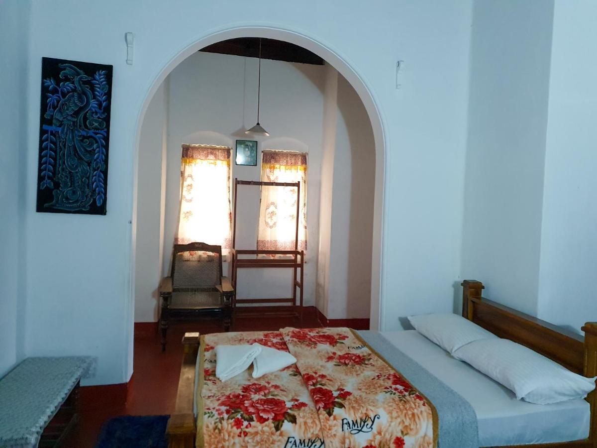 Ruchi House Hotel Nuwara Eliya Kültér fotó