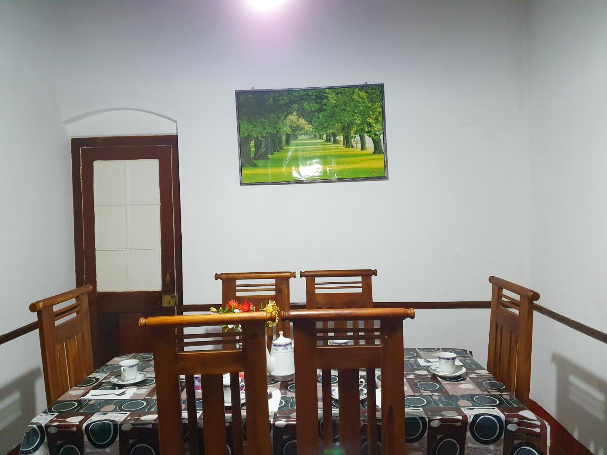 Ruchi House Hotel Nuwara Eliya Kültér fotó